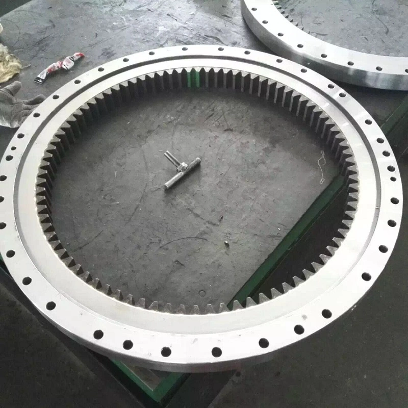 Excavator Slewing Bearing Black Treatment Js330 Jcb360 Small Rotary Table Bearing with Inner Teeth Jsb0022